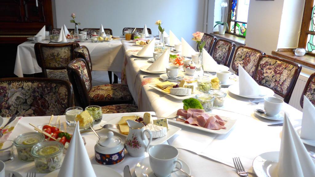 Romantisches Hotel Zur Traube Schwerin Шверін Екстер'єр фото